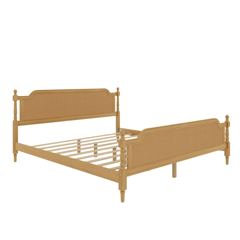 Bett im traditionellen Stil mit Rattan-Kopf- und Fußteil für das Schlafzimmer