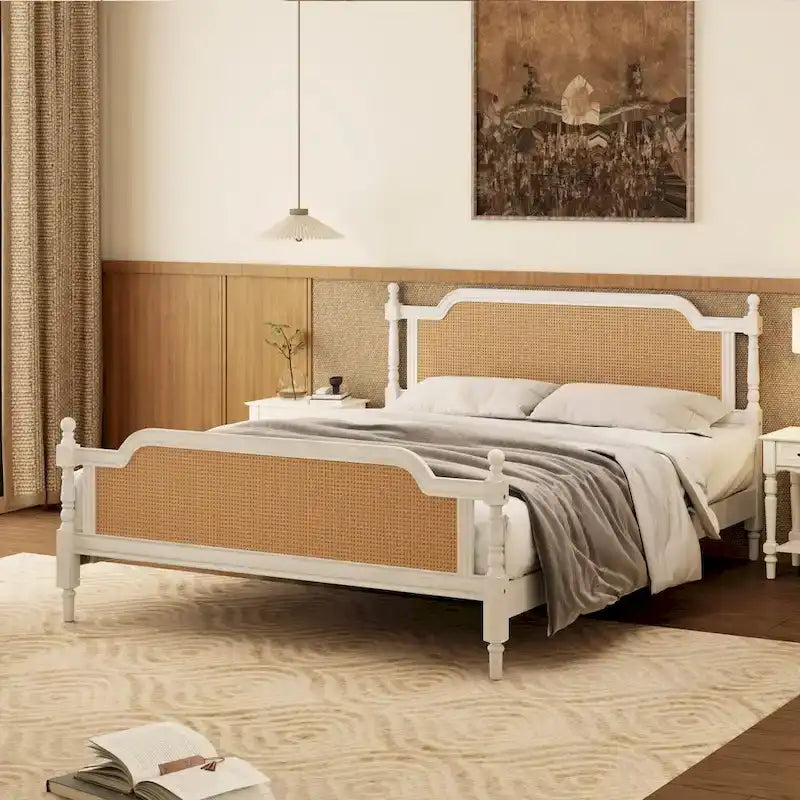 Bett im traditionellen Stil mit Rattan-Kopf- und Fußteil für das Schlafzimmer