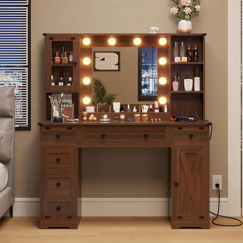 Coiffeuse avec grands miroirs Hollywood et ampoules