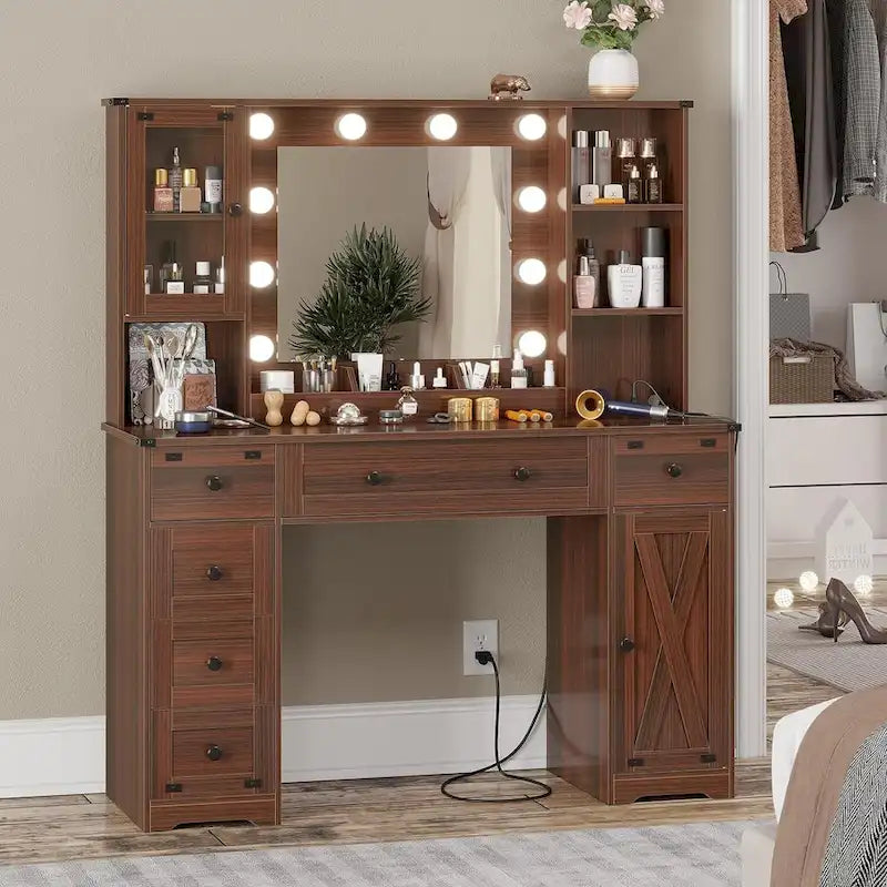 Coiffeuse avec grands miroirs Hollywood et ampoules