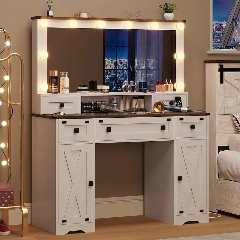 Coiffeuse avec grands miroirs Hollywood et ampoules